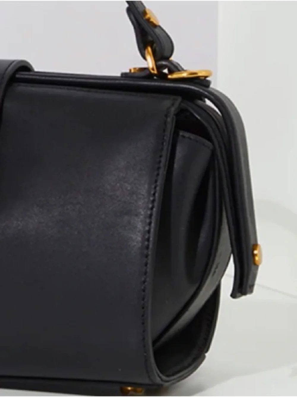 ❤️ BOLVAINT  ELOISE NOIR CLASPED BAG